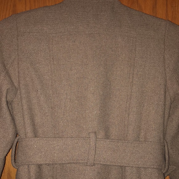 Fabulous taupe colored jacket - Picture 7 of 10